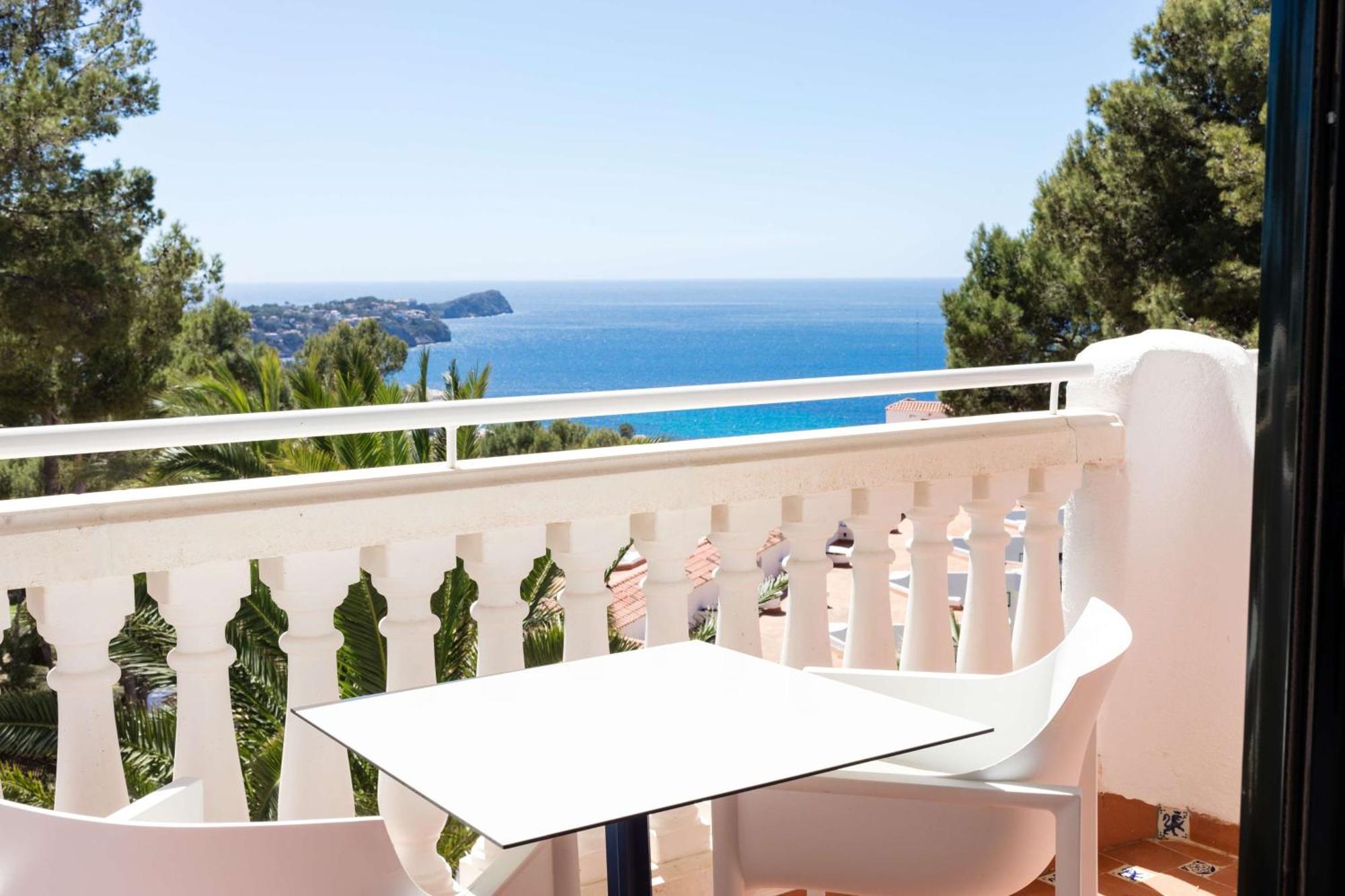 Hilton Mallorca Galatzo Peguera Exterior photo View from the hotel